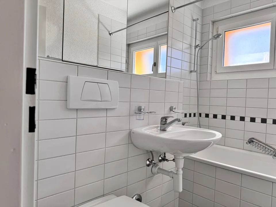 Helle 4.5-Zimmer-Wohnung mit Balkon in Moosseedorf
