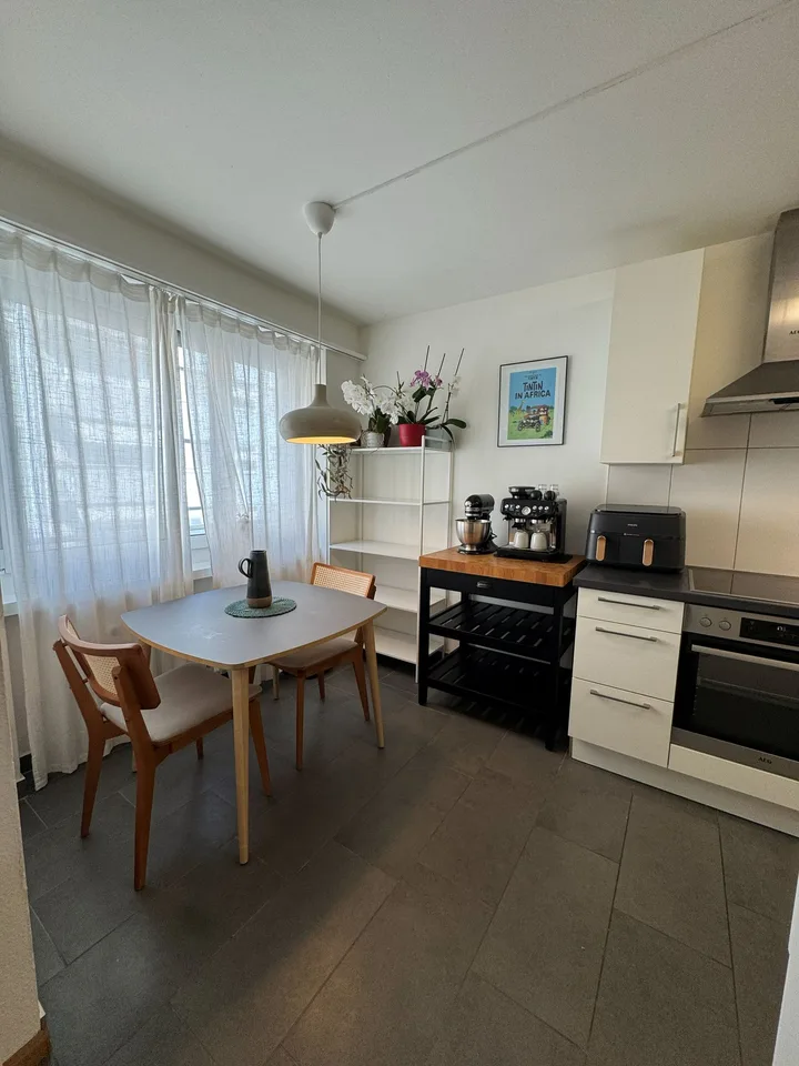 Helle 3 1/2-Zimmerwohnung an ruhiger Lage Nähe Rhein