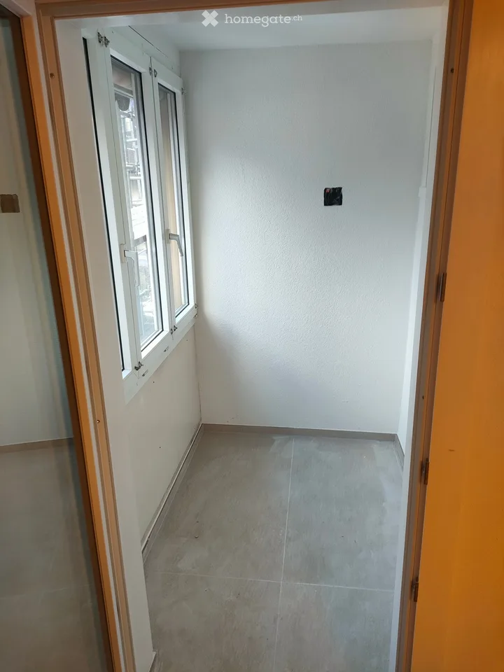 Incantevole appartamento 3.5 locali a Niederurnen con balcone