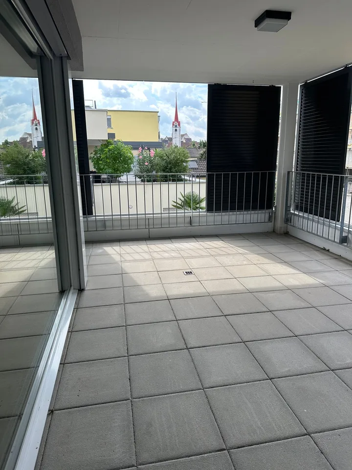 Helle 4.5-Zimmer-Wohnung mit Balkon in Bremgarten