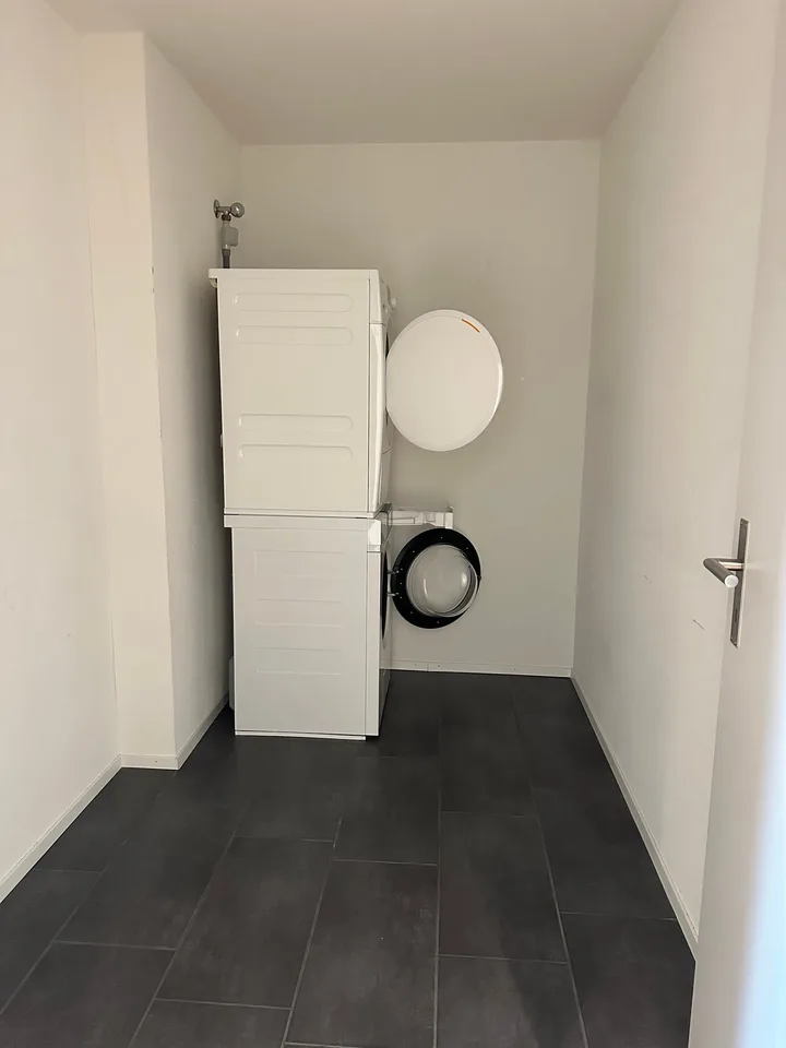 Helle 4.5-Zimmer-Wohnung mit Balkon in Bremgarten