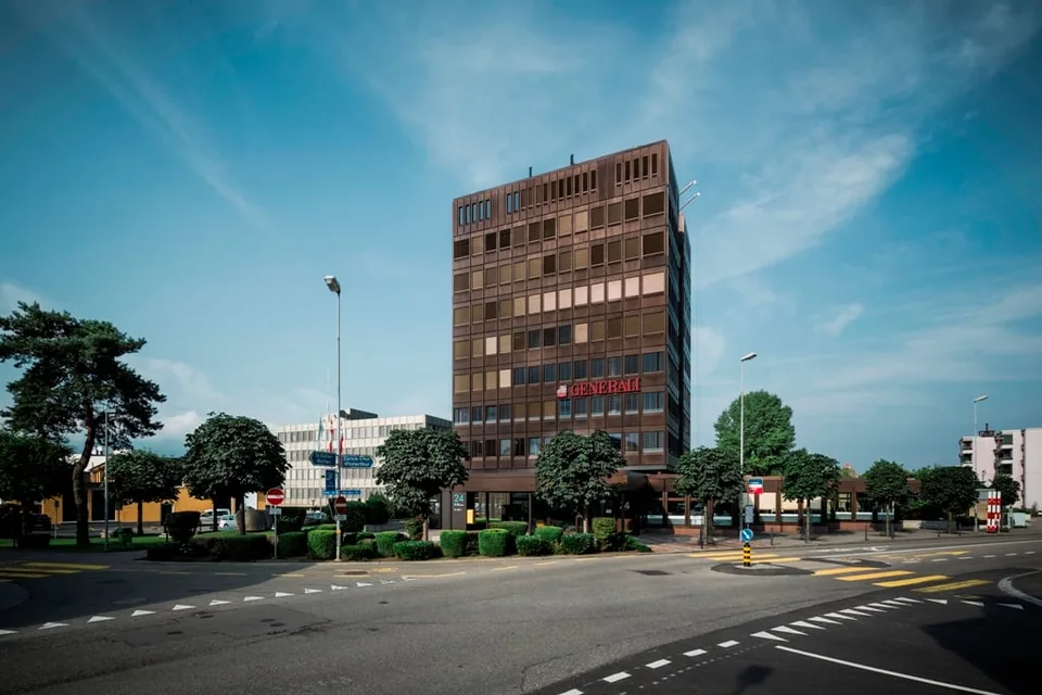 Moderne Bürofläche im Erdgeschoss an zentraler Lage in Rapperswil-Jona