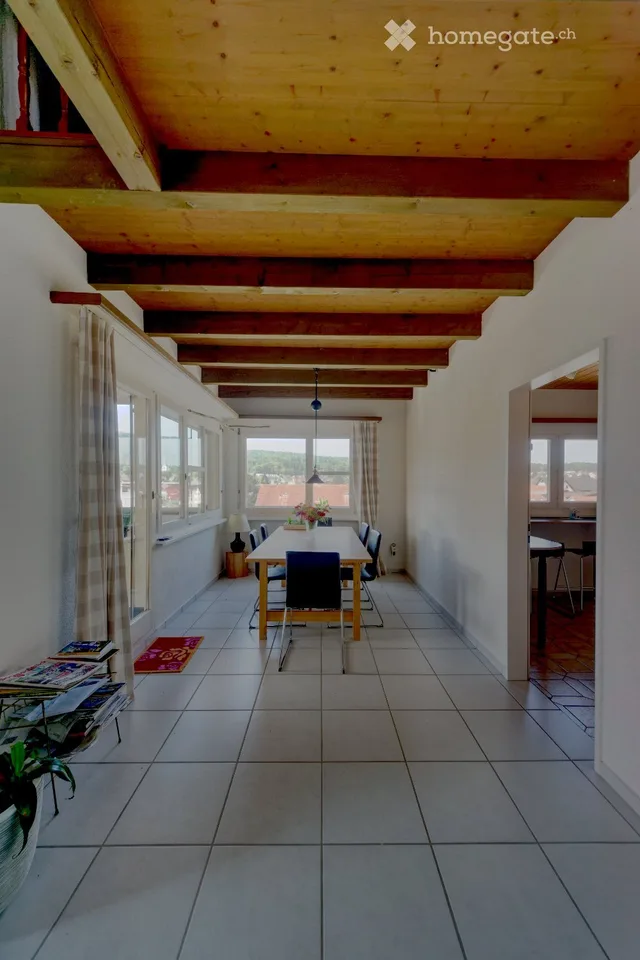 6.5 Zimmer Maisonette in Lupfigmit grosser Terrasse und 2 PP (Tiefgarage)
