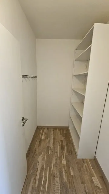 Appartement 3.5 pièces et grande  terrasse à Meyrin avec parking privé et cave