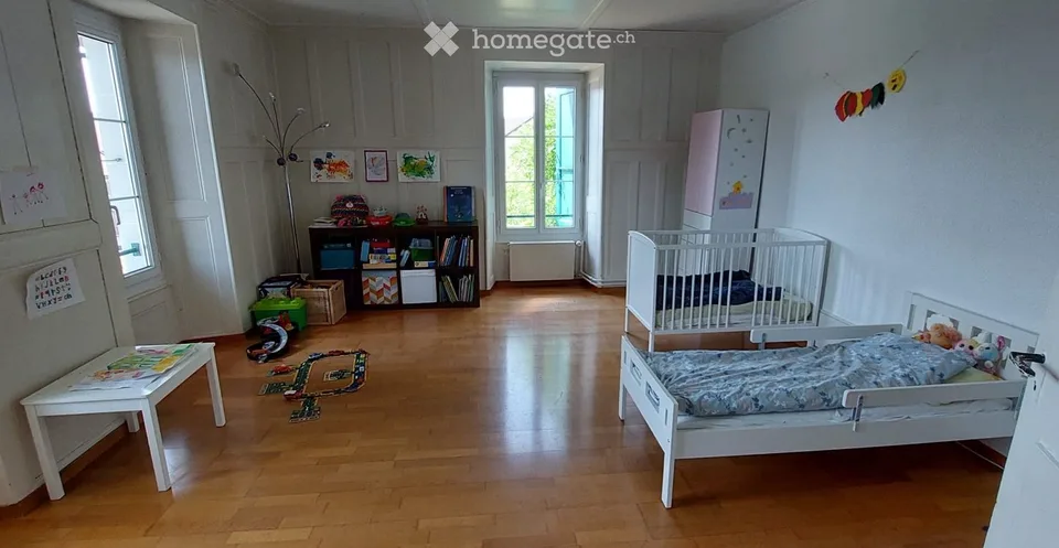 Four-room apartment in the center of Mézières