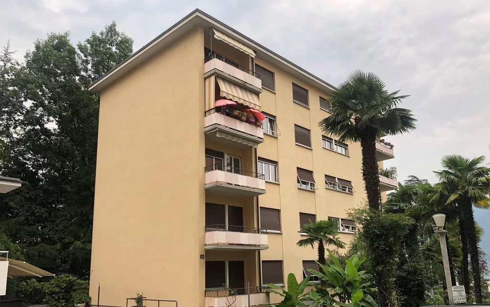 2.5-room apartment with balcony in Lugano
