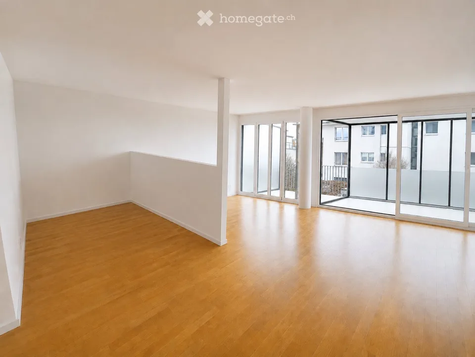 Traumoase: grosse 3.5-Zimmer-Wohnung mit Wintergarten