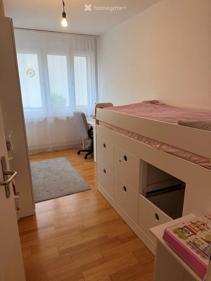 Grosszügige, helle Wohnung in Dietikon