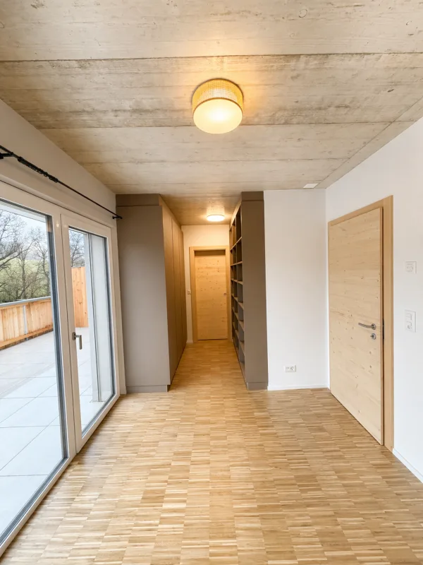 Attika von hohem Standard mit neuer Terrasse und 2 Suiten
