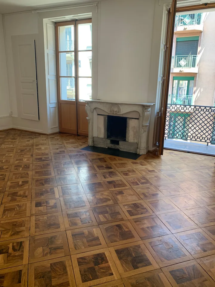 RUE DES PAQUIS - Appartamento di 5 locali al 2° piano