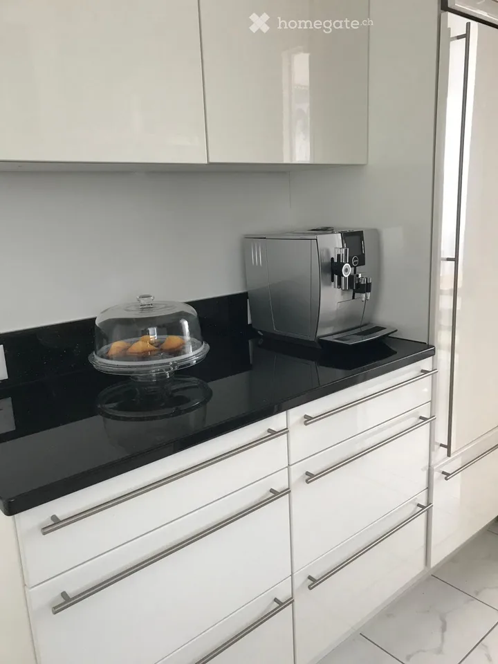 Appartement de 4,5 pièces lumineux avec belle vue dans un quartier calme