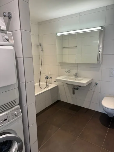 Appartement lumineux 3.5 pièces avec balcon et excellente situation à Emmenbrücke