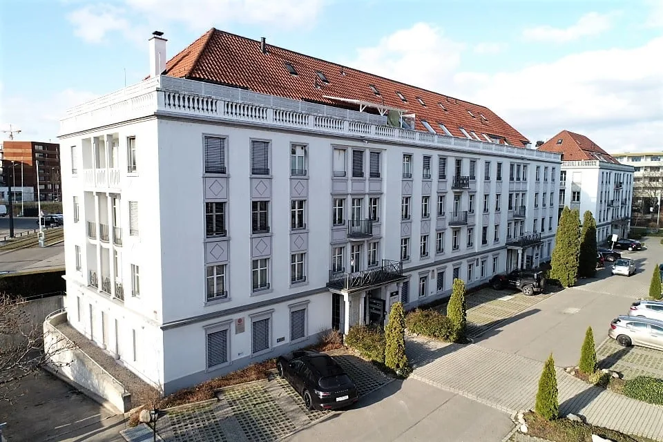 Ausgebaute Bürofläche mit guter Anbindung