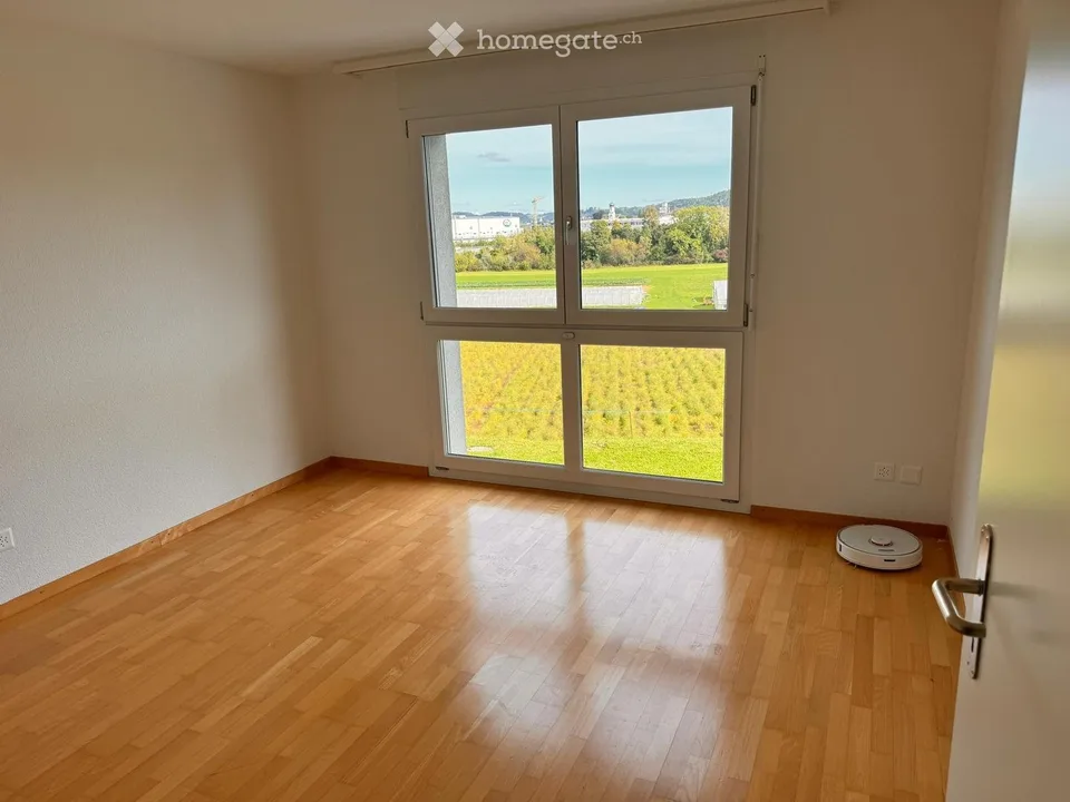 Niederuzwil: appartement moderne 4½ pièces au 1er étage