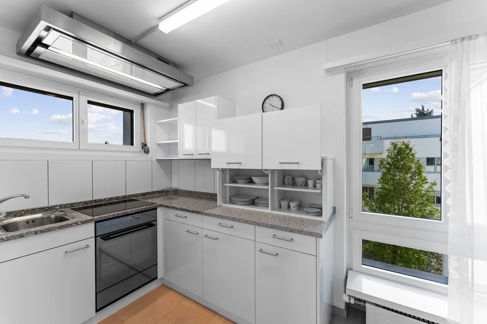 Furnished 1.5-room apartment with balcony in Dällikon Zürich