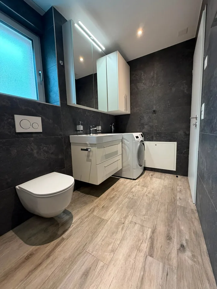 Appartement moderne 2 pièces au rez-de-chaussée à Bronschhofen – disponible immédiatement !