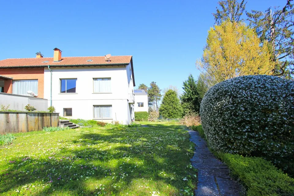 Terreno situato in una zona tranquilla su Bruderholz