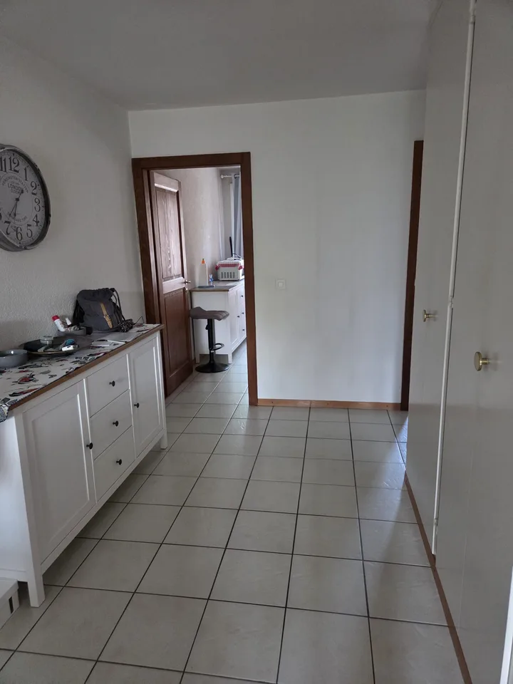 Appartement de 2.5p au coeur du village de Perroy