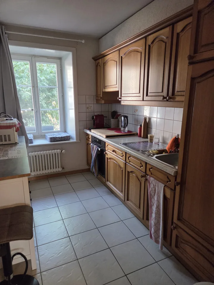 Appartement de 2.5p au coeur du village de Perroy