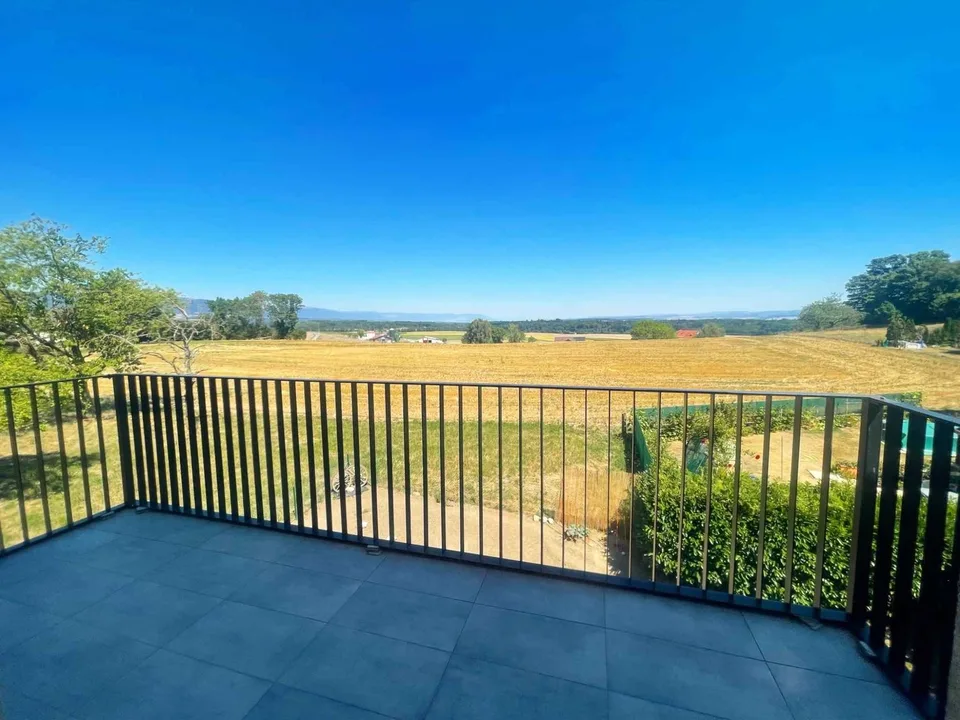 Appartement 2.5 pièces à Pampigny avec vue dégagée