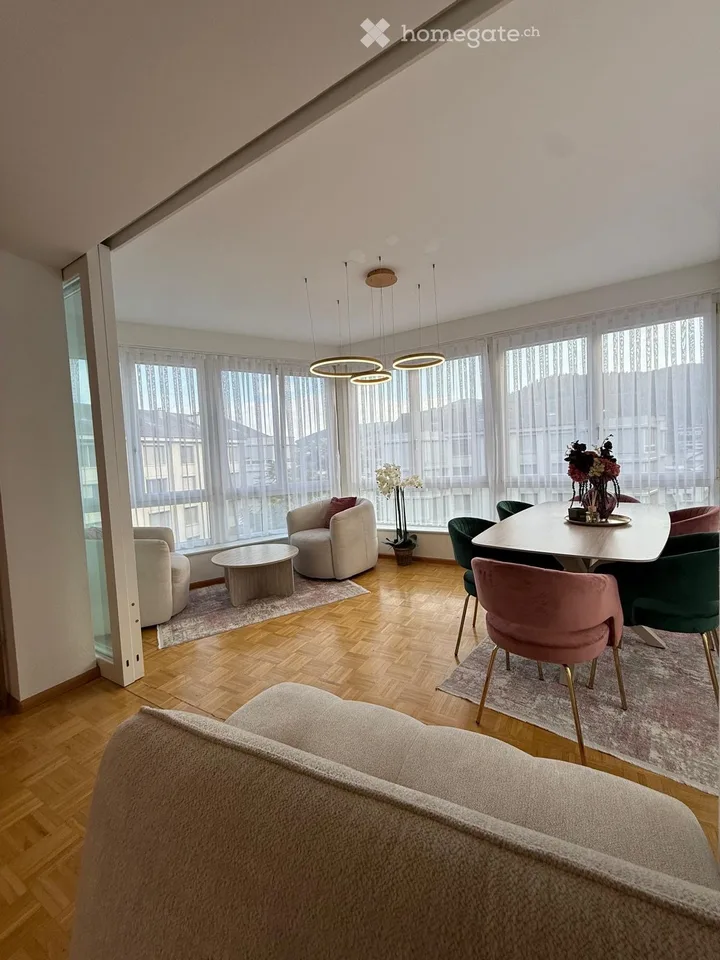 Moderne & grosszügige 4.5-Zimmer-Wohnung mit Wintergarten in Liestal