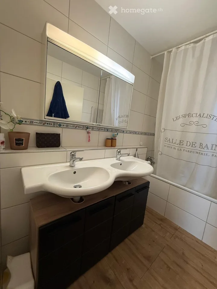 Moderne & grosszügige 4.5-Zimmer-Wohnung mit Wintergarten in Liestal