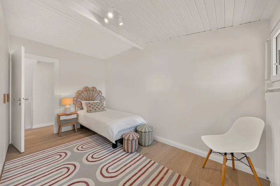 Einfamilienhaus mit 5.5 Zimmern in Coppet – Eleganz, Komfort und Natur