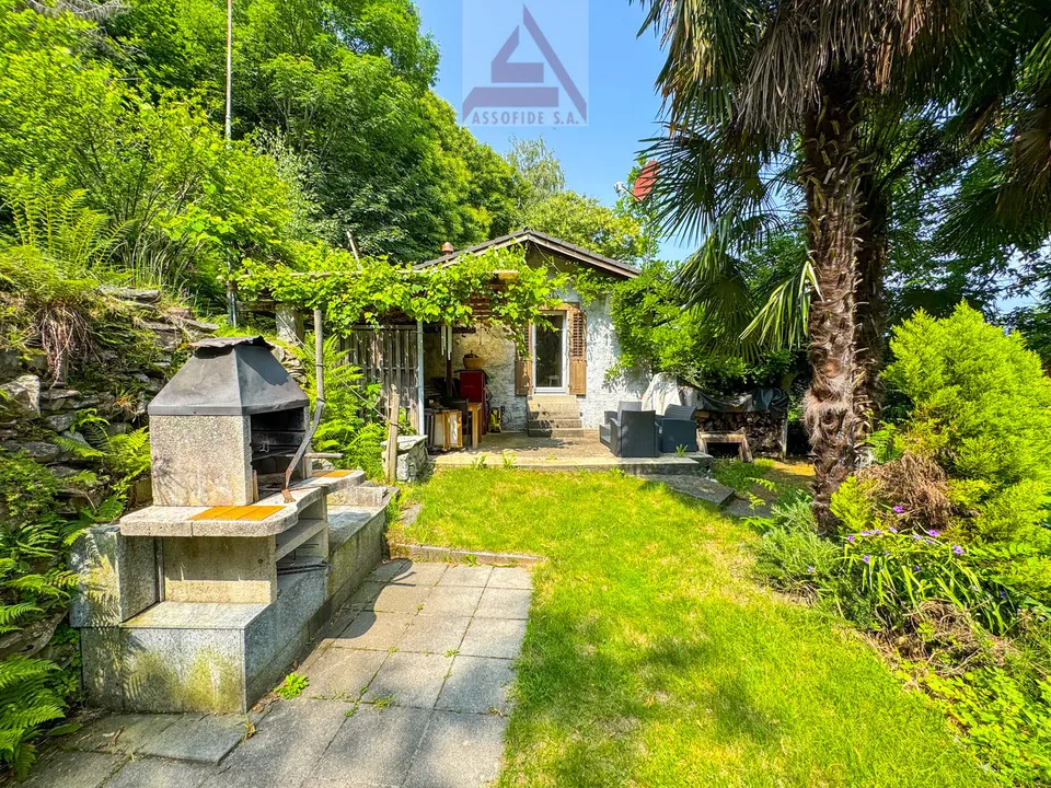 Casa immersa nel verde / Haus mitten im Grünen – Foto 6 von 13