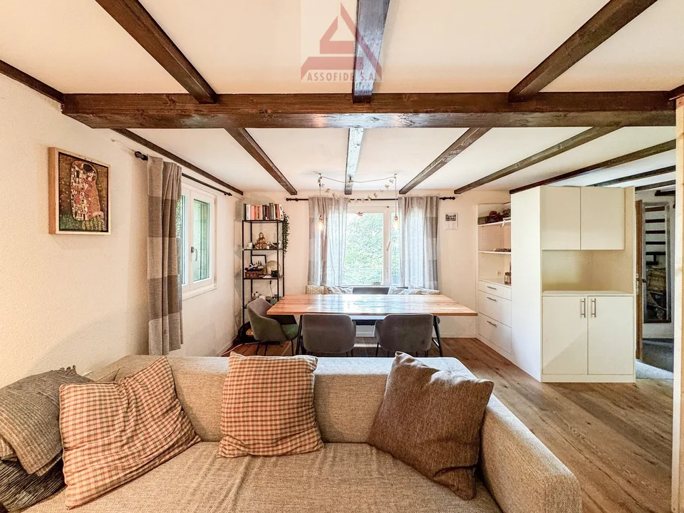 Casa immersa nel verde / Haus mitten im Grünen – Foto 4 von 13