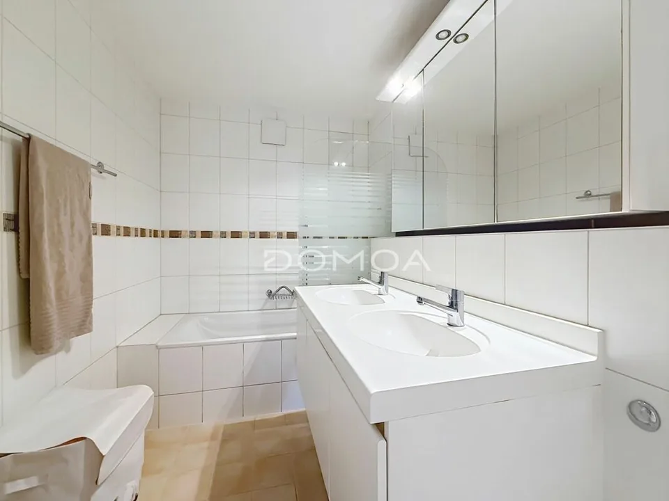 Beautiful 4.5-room apartment with terrace and garden