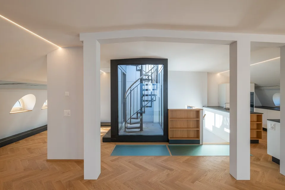 Vivere sopra i tetti della città di Berna ... lussuoso - spazioso - completamente rinnovato