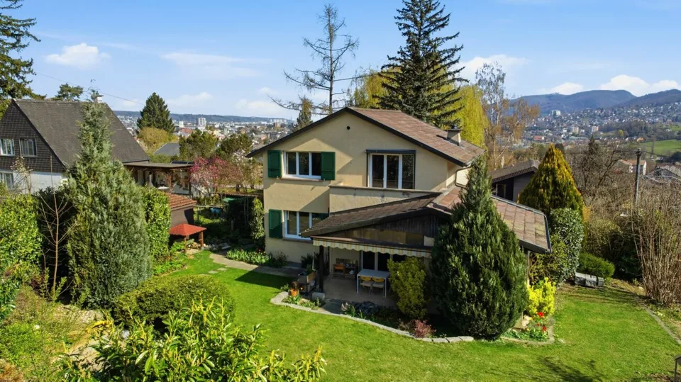 Maison individuelle de 5,5 pièces avec jardin spacieux dans un emplacement exclusif