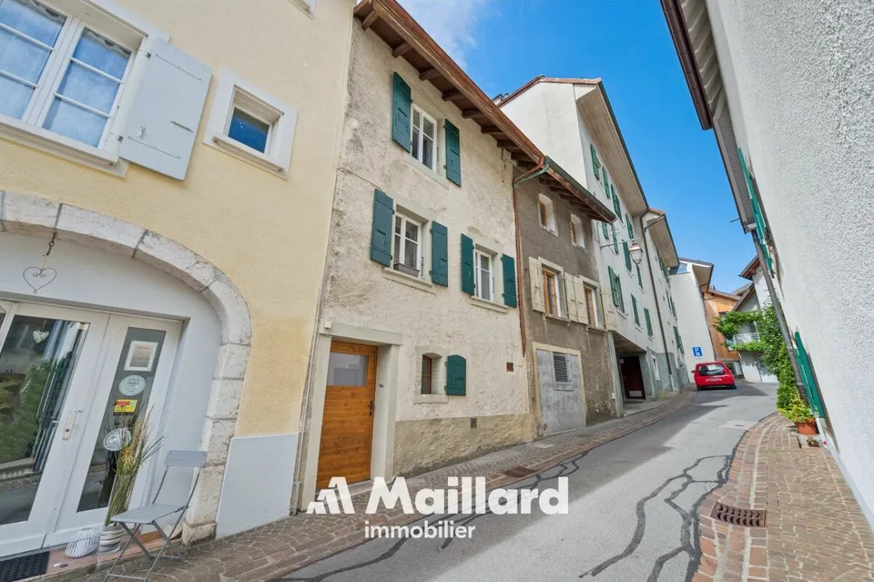 Charming village house in the heart of Aubonne's Old Town