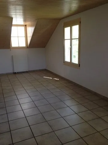 Charmante 4.5-Zimmer-Wohnung mit Balkon in Balsthal