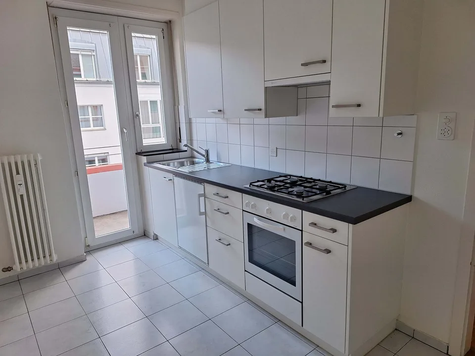 Schöne Altbauwohnung Nähe Kannenfeldpark