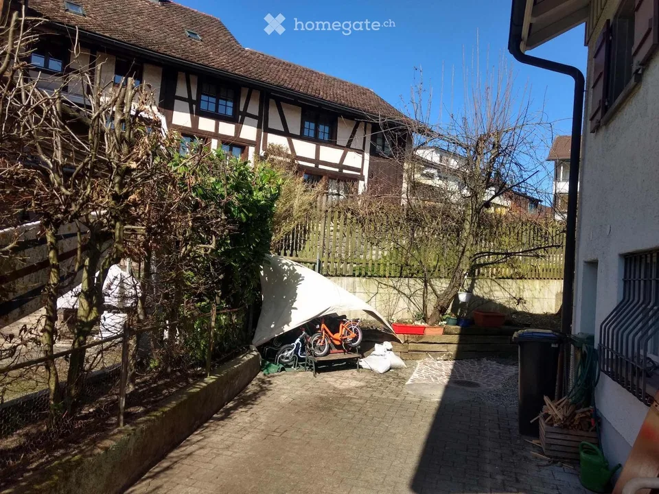 Casa unifamiliare di 6 camere a Oberwinterthur