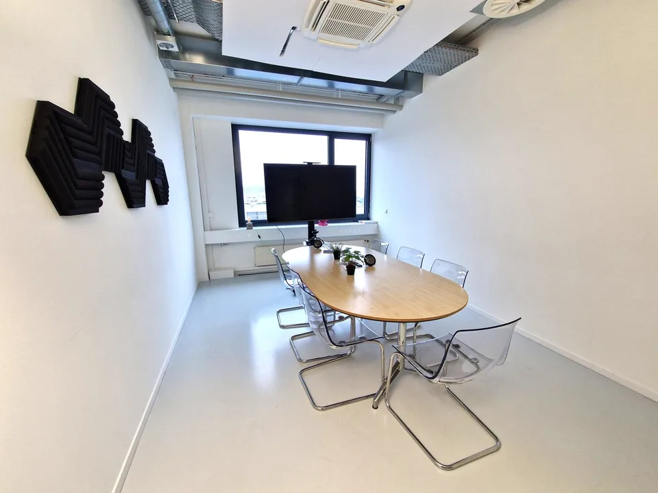 Espaces de bureau/commerciaux climatisés dans un immeuble commercial attractif