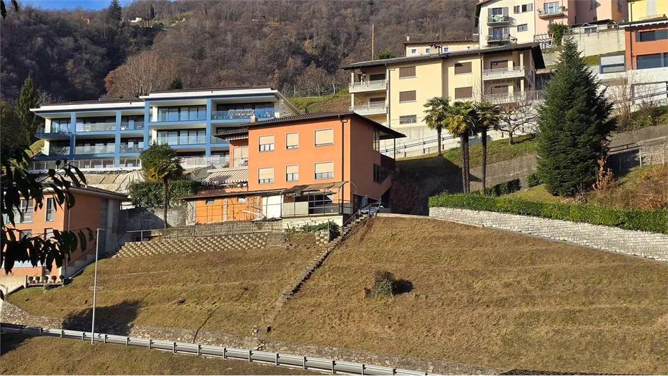 Casa bifamiliare - Attico panoramico con appartamento a reddito
