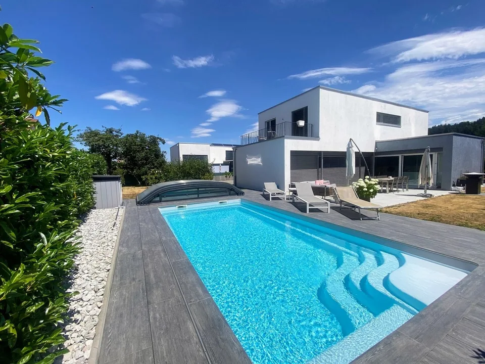 Magnifique maison d'architecte avec piscine et garage double