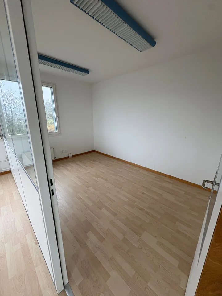 Bureau avec une superficie totale de 45,76 m²