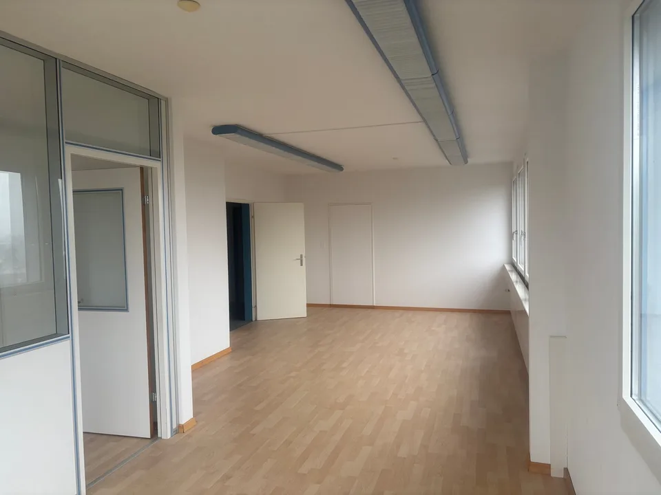 Bureau avec une superficie totale de 45,76 m²
