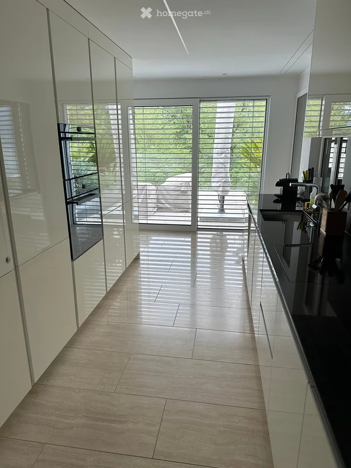 Furnished 4.5 room attic apartment in Locarno - until April 30, 2027