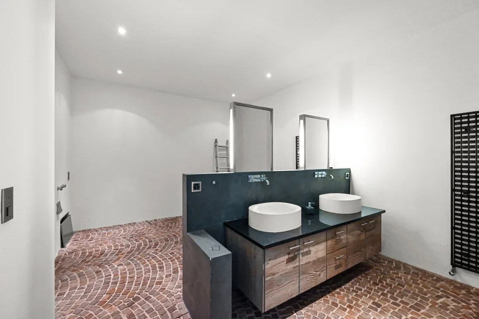 MONTREUX - SURFACE ADMINISTRATIVE DE 300 M2