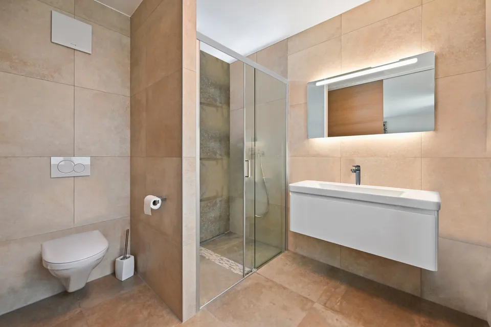 LUTRY - UNIQUE! SUMPTUOUS VILLA IN THE HEART OF THE VINEYARDS