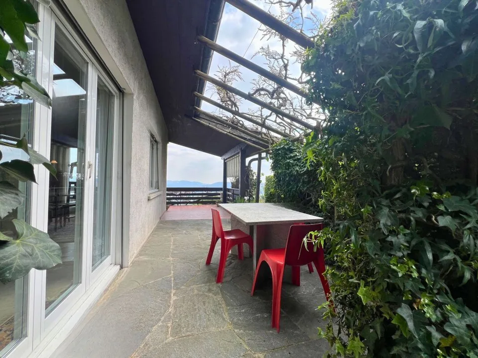 Splendida casa con vista panoramica e monolocale annesso
