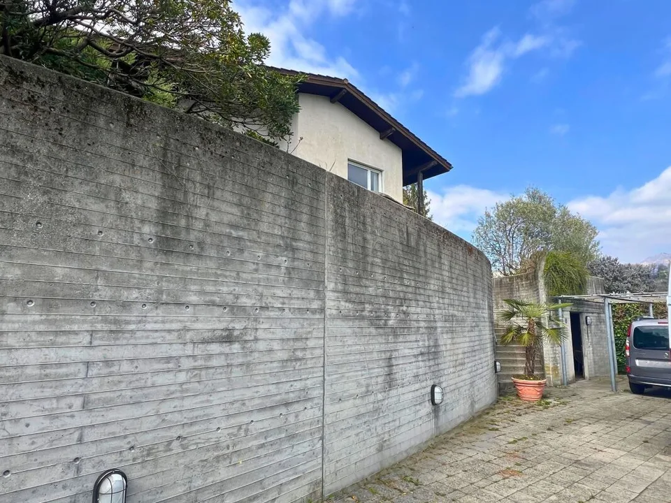 Splendida casa con vista panoramica e monolocale annesso