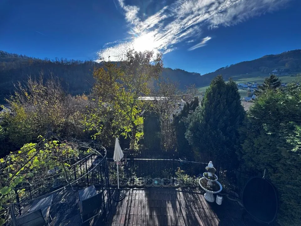 4.5-room detached house with hobby room, garden & expansion potential up to 6.5 rooms