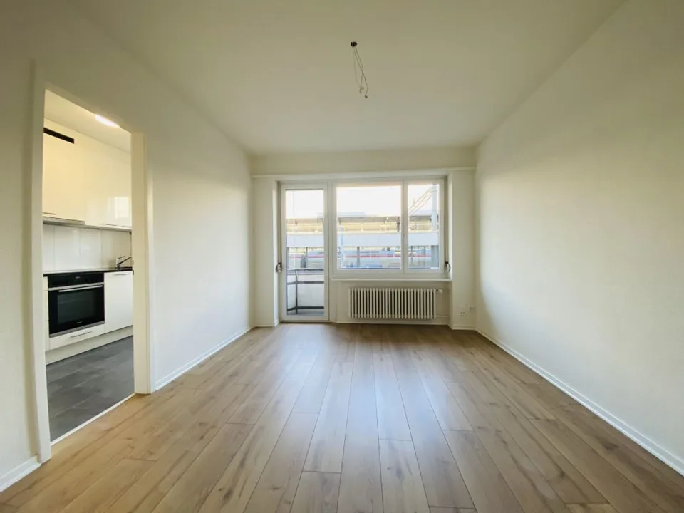 Deuxième occupation d'un appartement 2.5 pièces avec balcon et cave (1021)