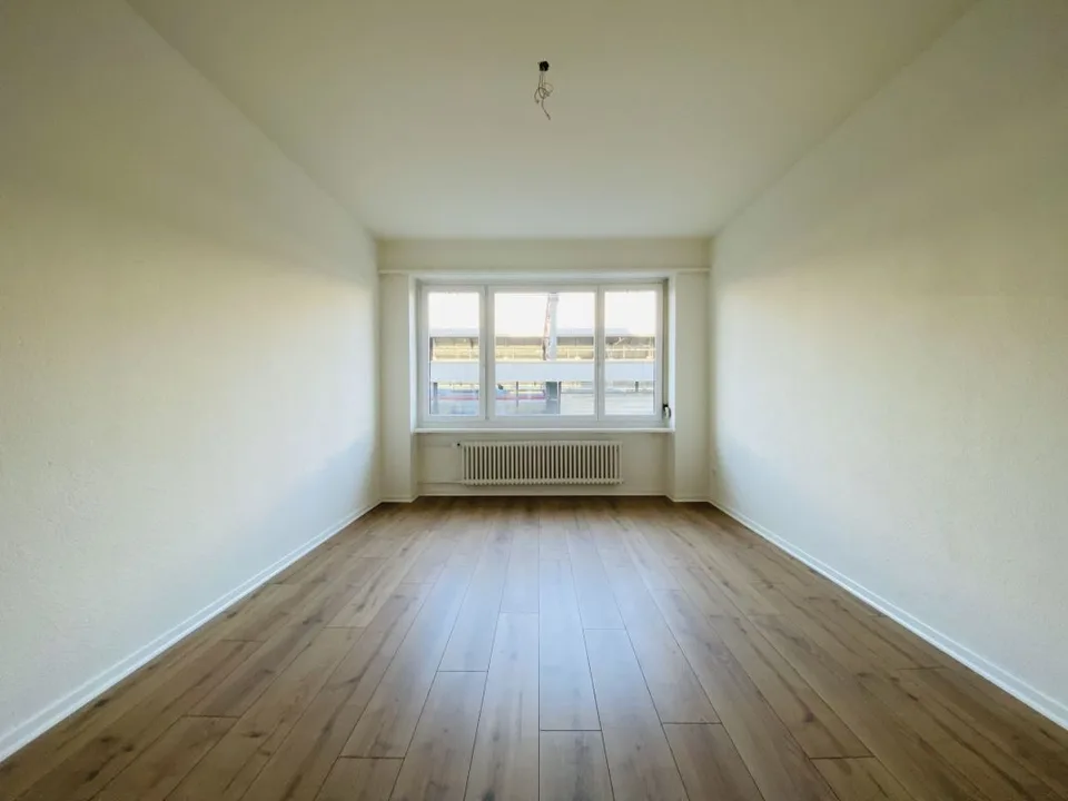 Deuxième occupation d'un appartement 2.5 pièces avec balcon et cave (1021)