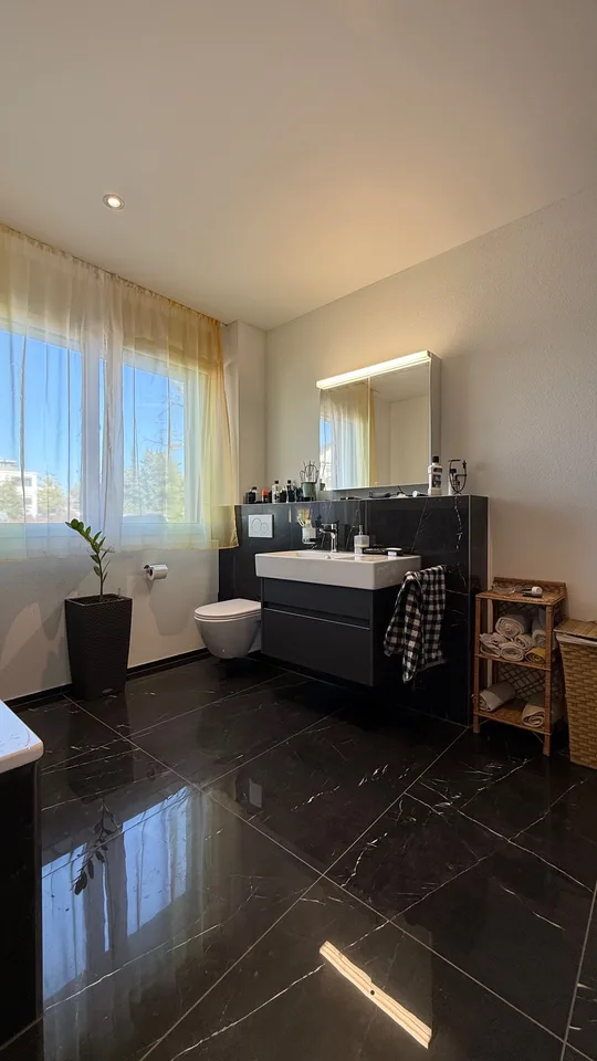 Modern 4.5-room garden apartment (118 m²) with 305 m² private garden